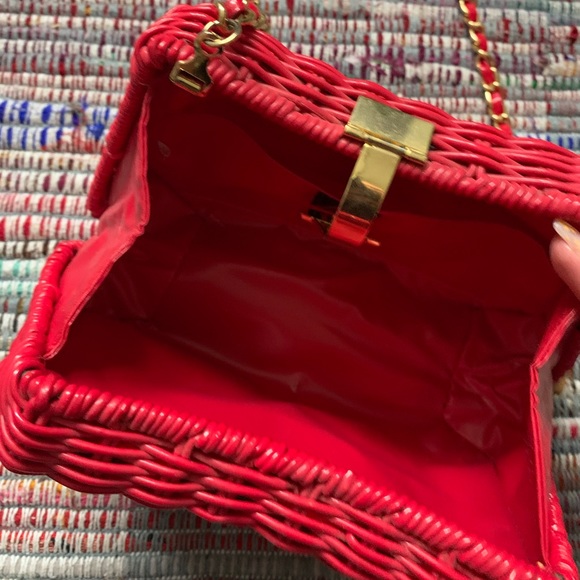 Pink wicker purse - Picture 2 of 2